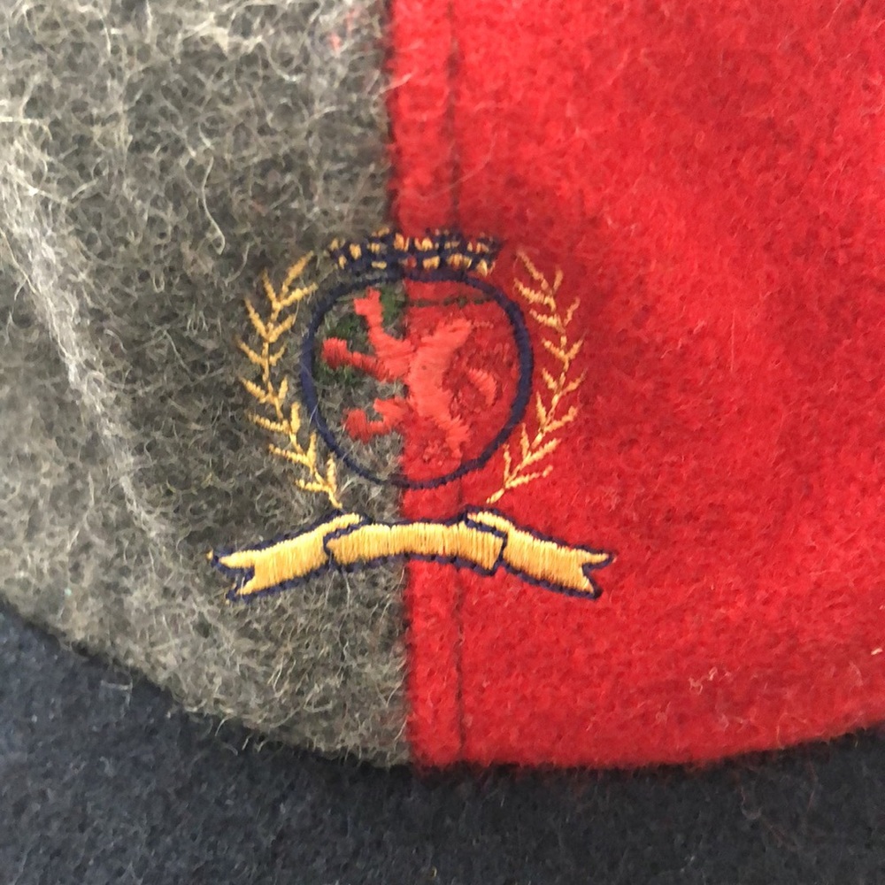 🧢 Vintage Tommy Hilfiger wool cap - Picture 2 of 3